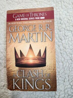 George R R Martin A Clash Of Kings Paperback Bantam 2011 ISBN 9780553579901